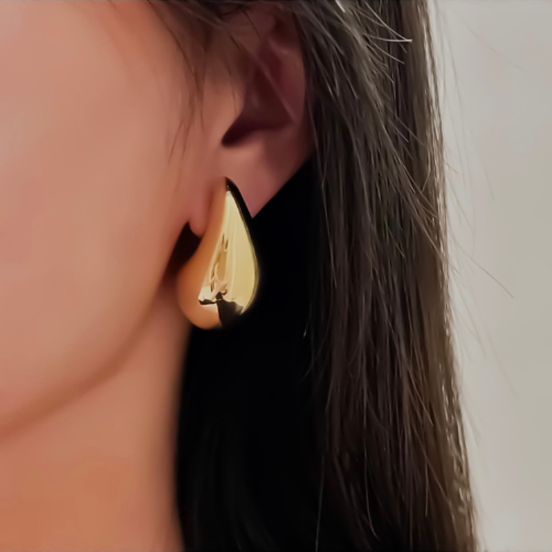 Tear Earrings Gold